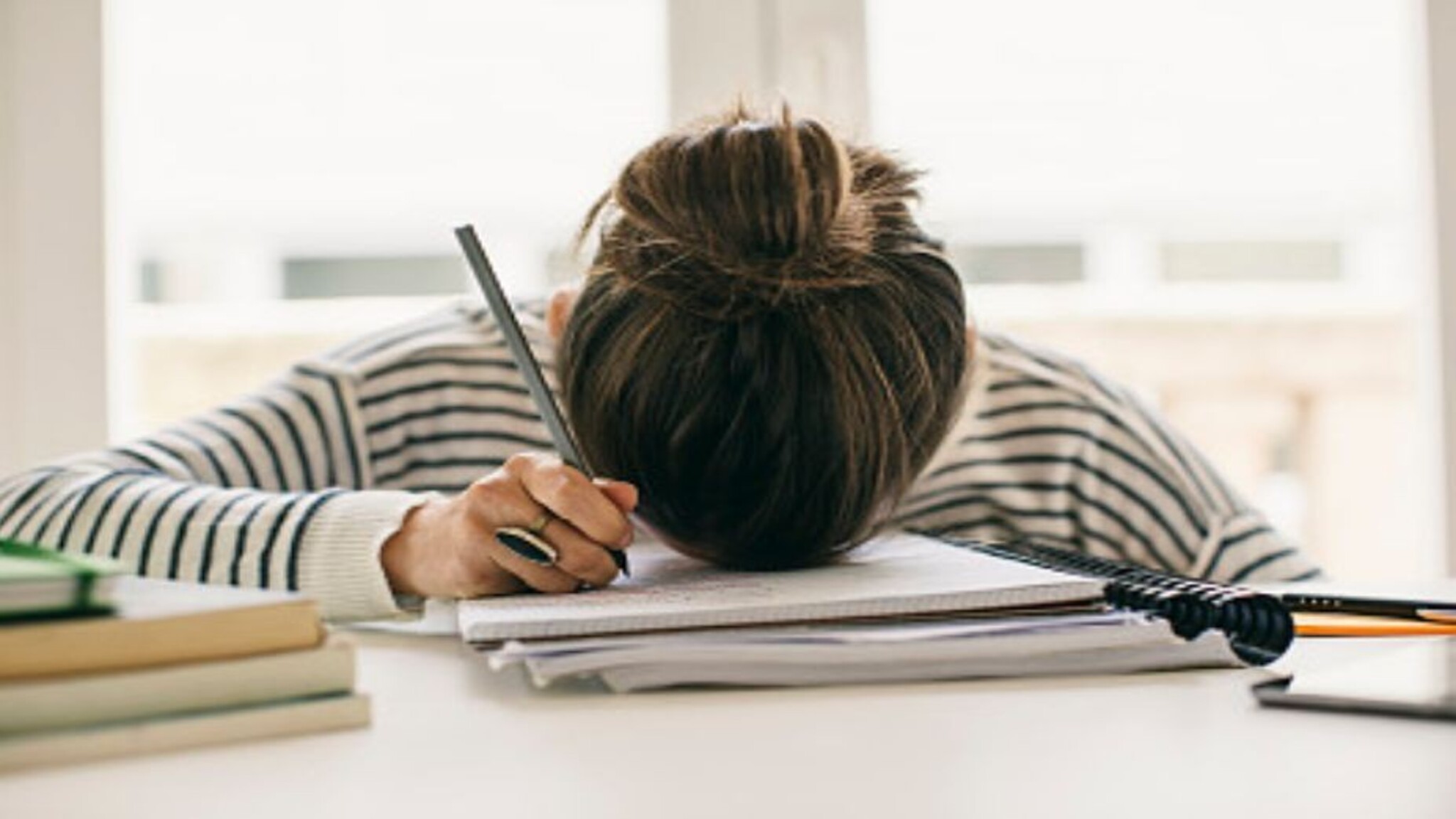 恒毅校园坠楼案震惊各界 女生遗书透露因学业压力陷入绝望