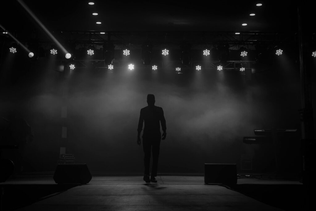 于朦胧坠楼背后黑幕